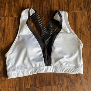 Black and white VS sports bra